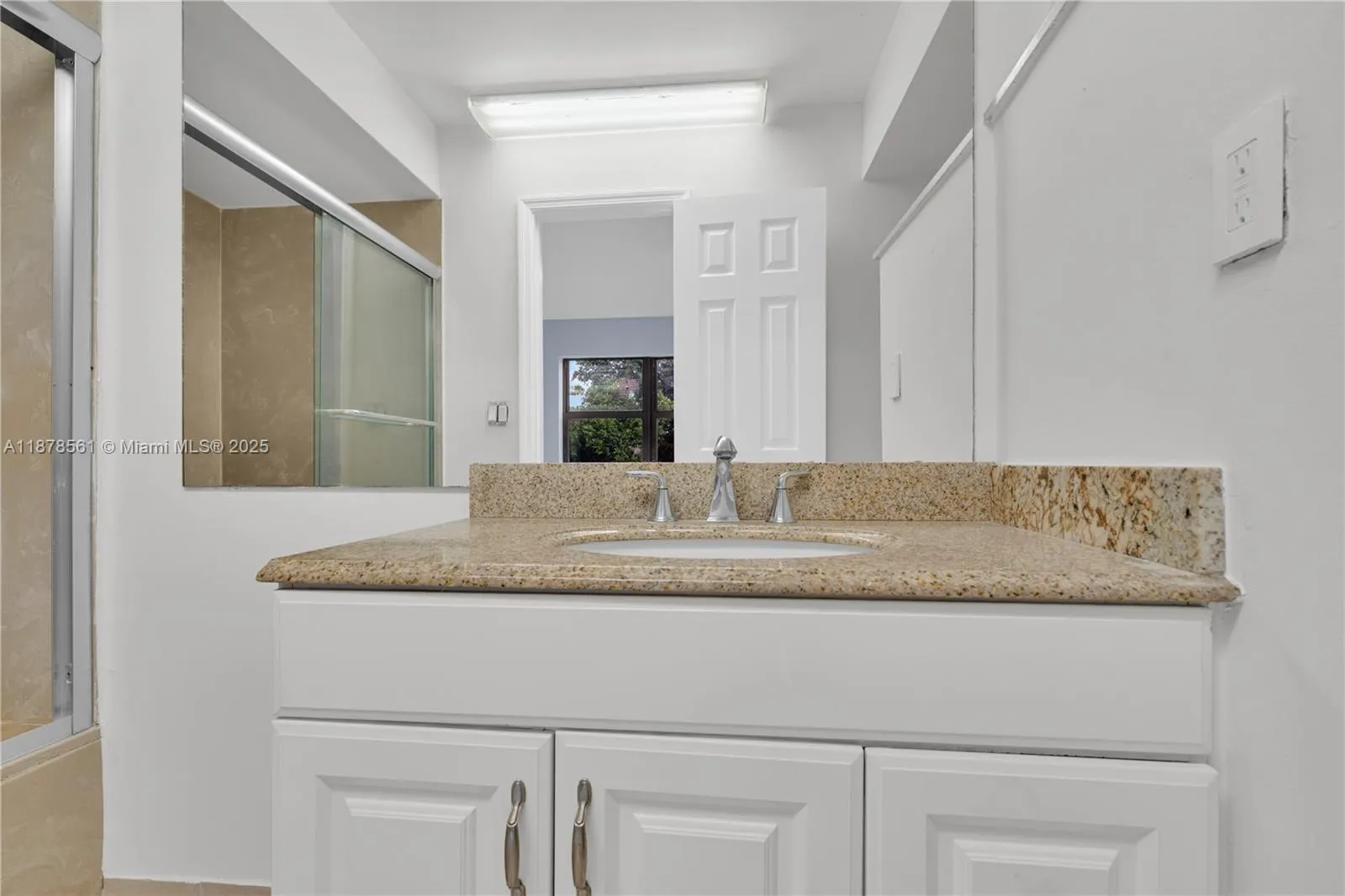 9355 SW 8th St, #425