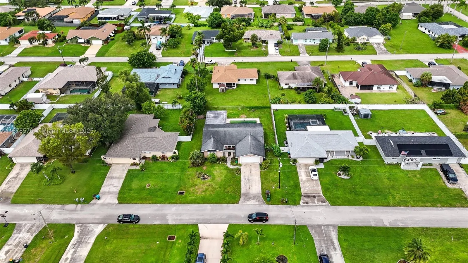 320 SE 17th PL