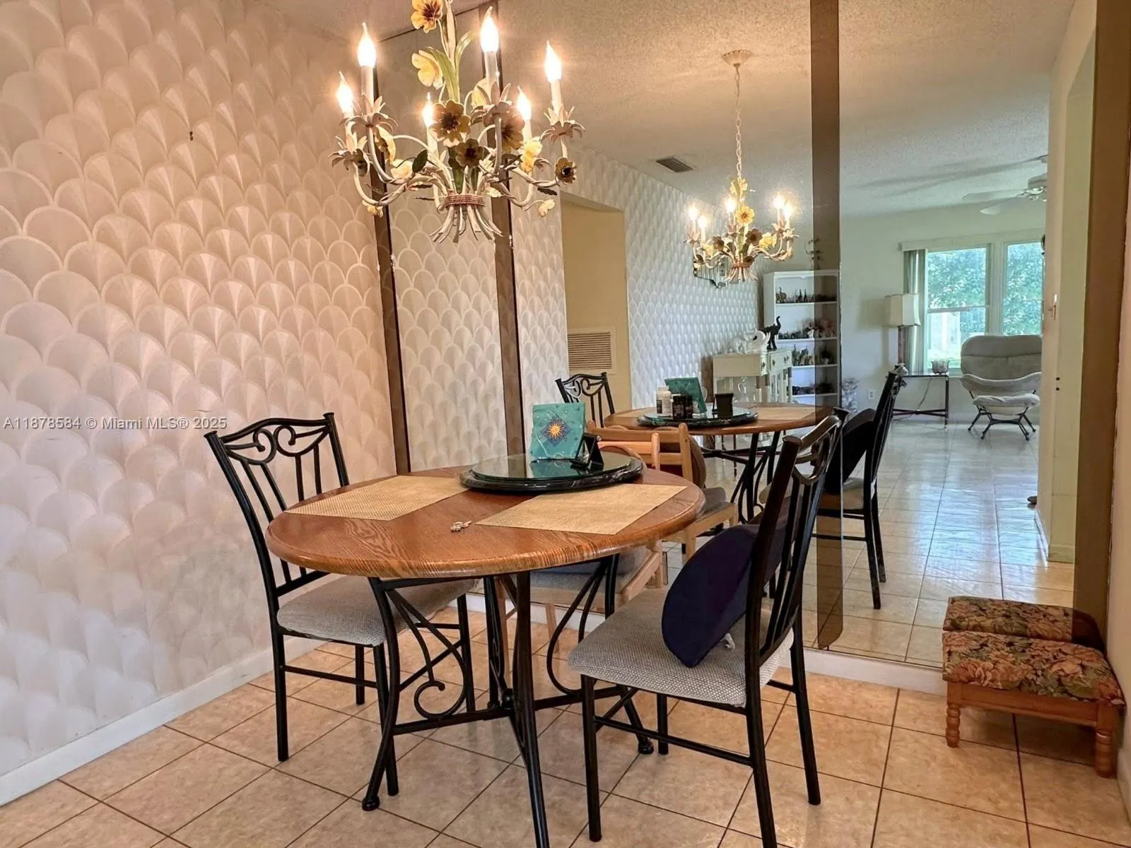 285 N High Point Blvd, #A