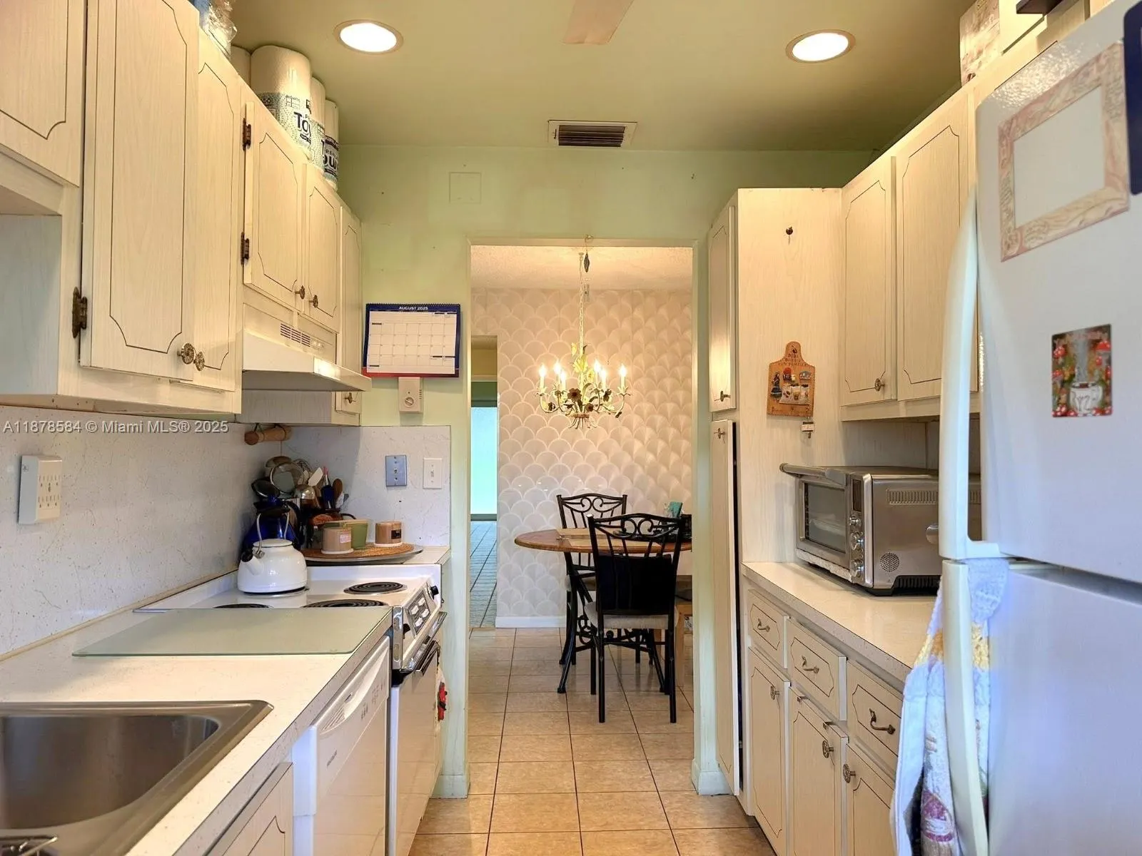 285 N High Point Blvd, #A
