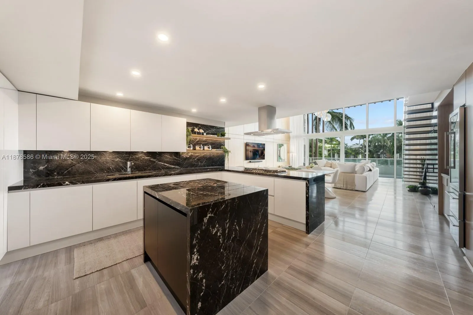 4701 N Meridian Ave, #222