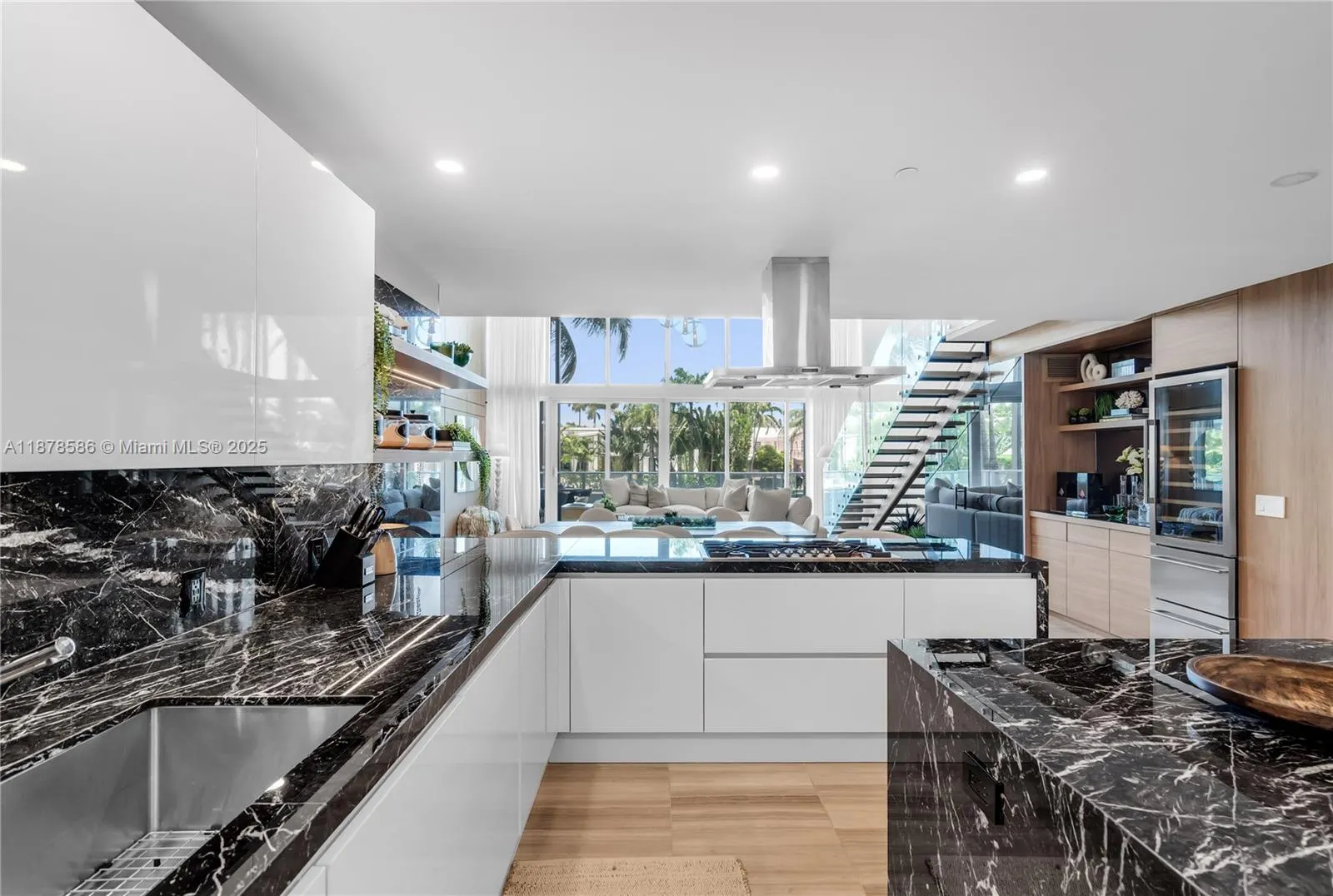 4701 N Meridian Ave, #222