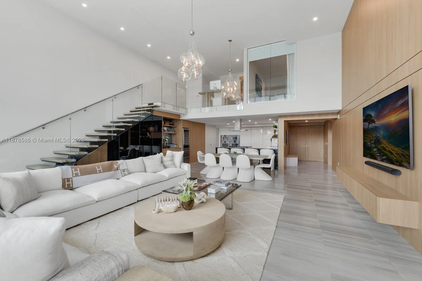 4701 N Meridian Ave, #222