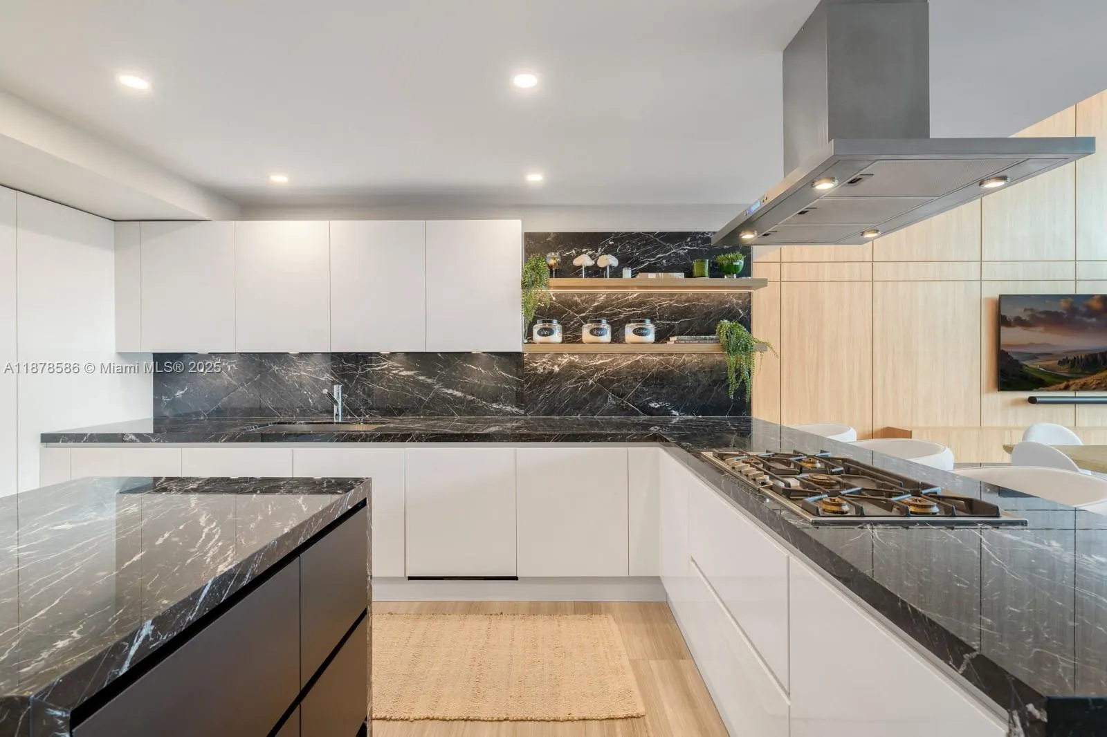 4701 N Meridian Ave, #222