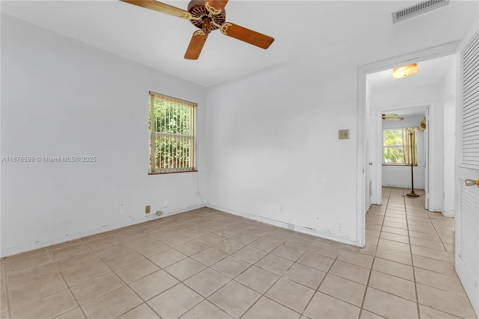 1146 Polk St