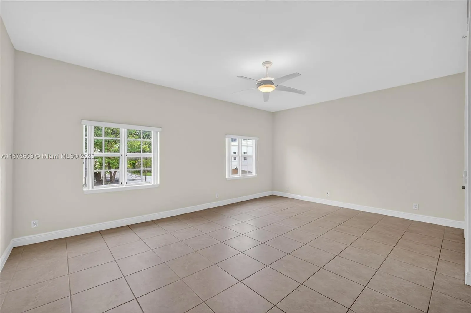 704 SW 1st Ave