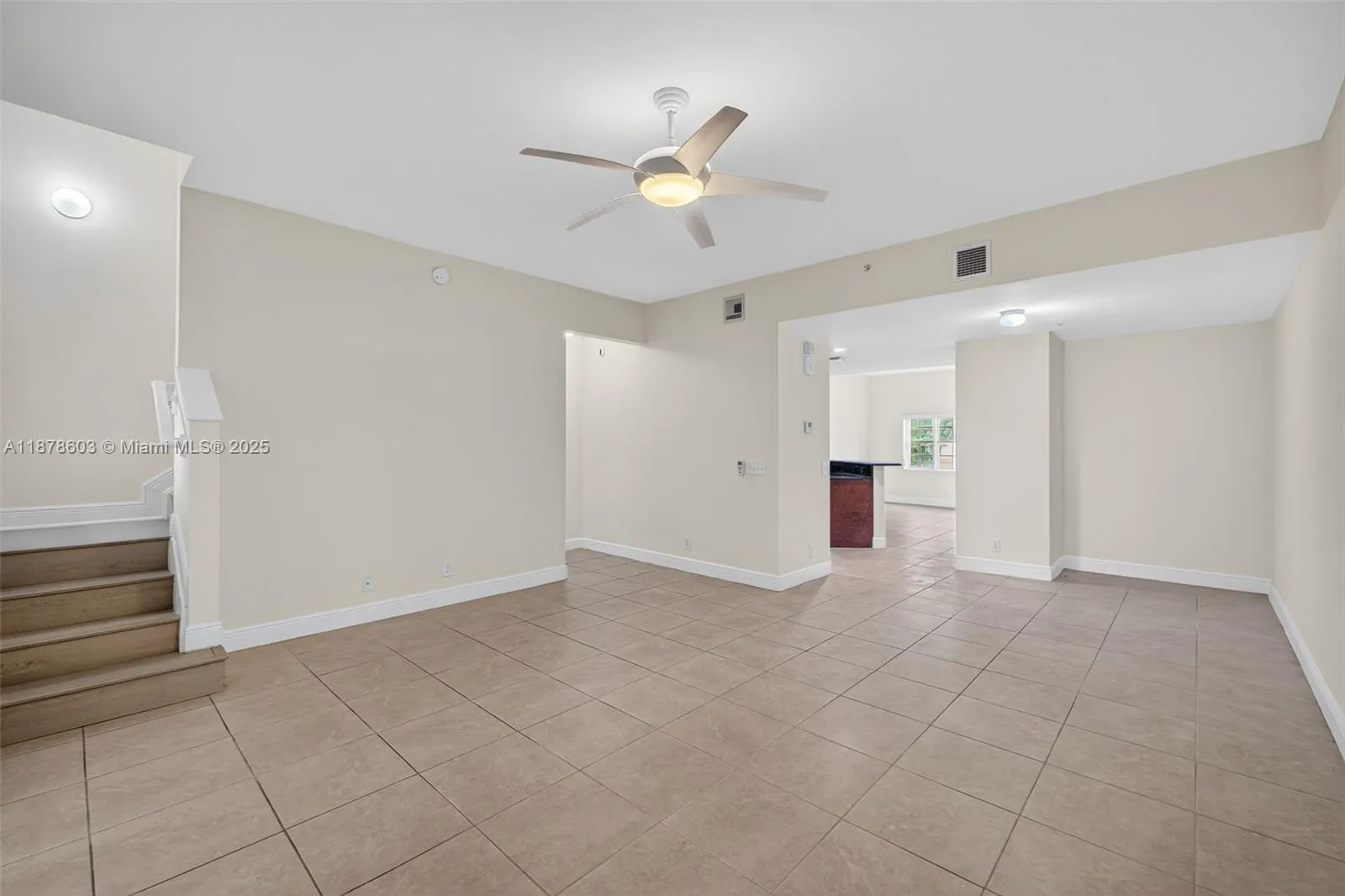 704 SW 1st Ave