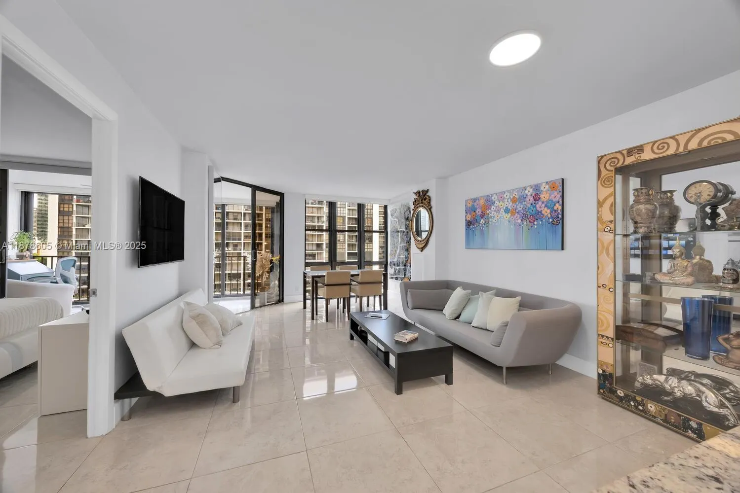 1915 Brickell Ave, #C1205
