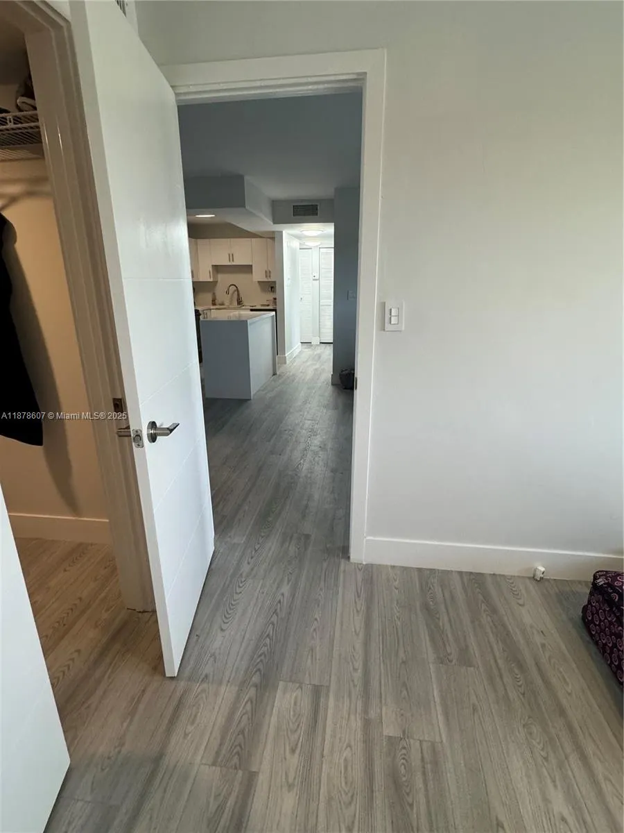 3720 N Pine Island Rd, #328