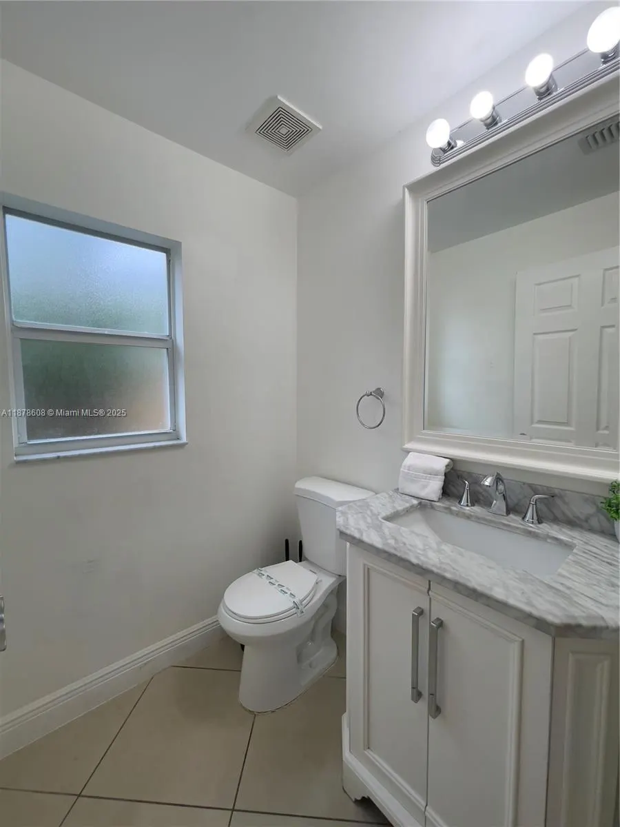 3470 NW 17th Ter, #3470