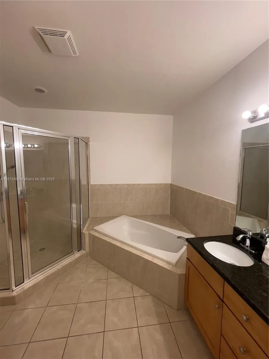 3470 NW 17th Ter, #3470