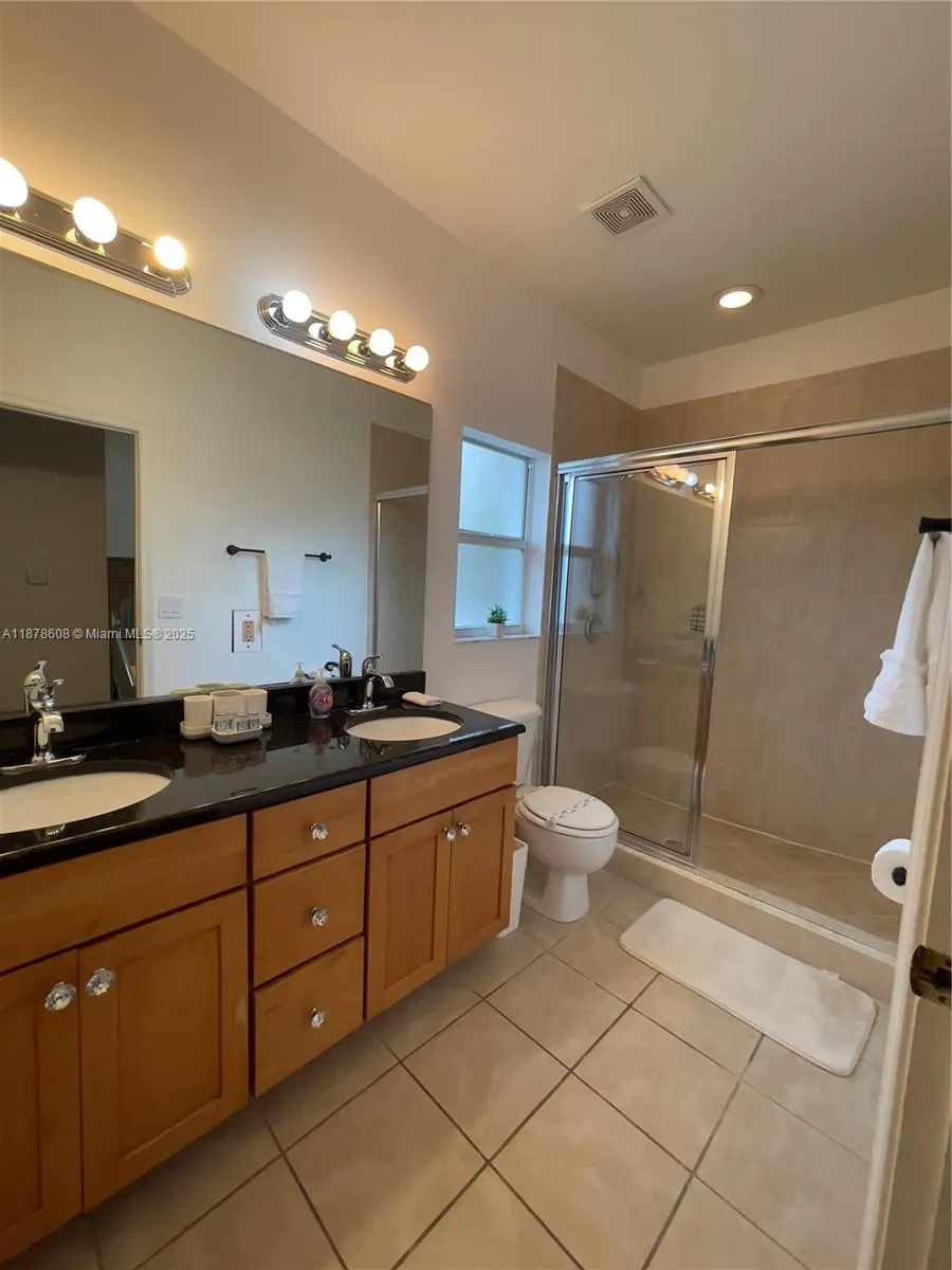 3470 NW 17th Ter, #3470