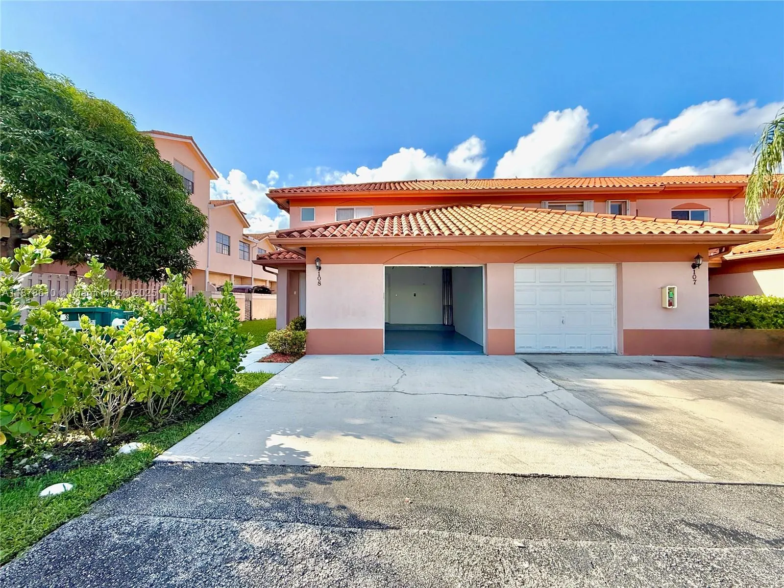 20818 San Simeon Way, #108