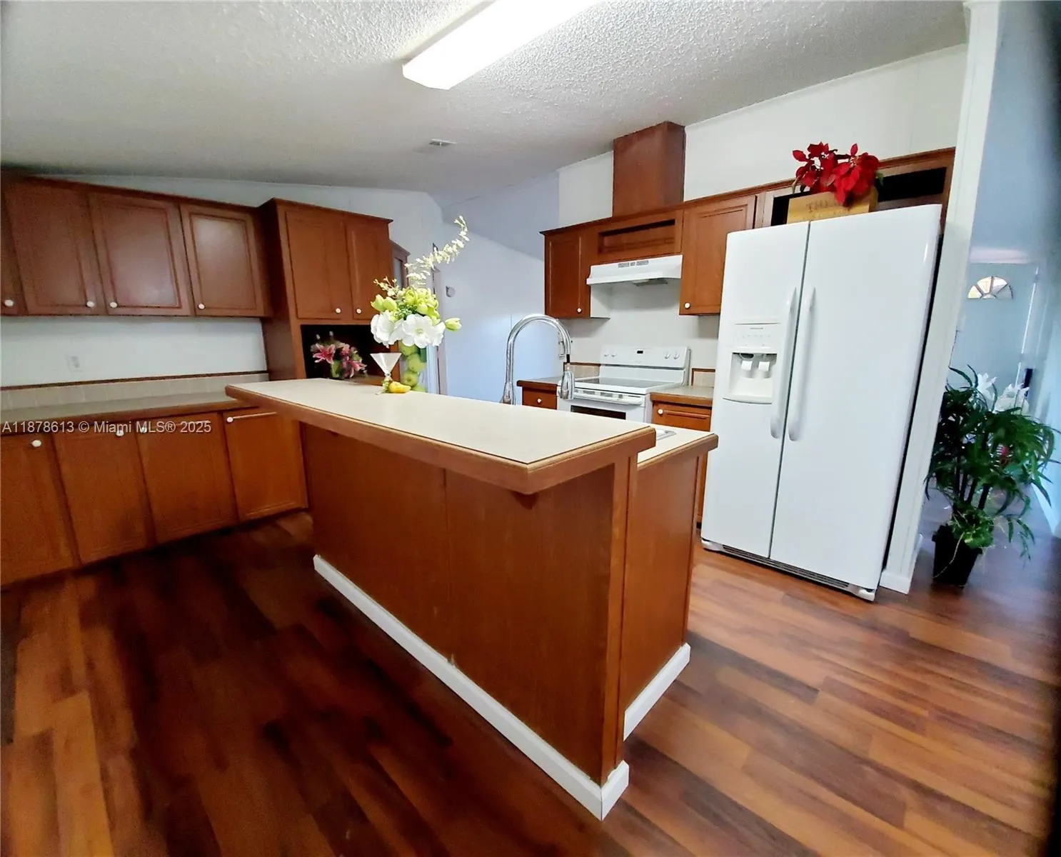 220 NE 12th Ave LOT 210