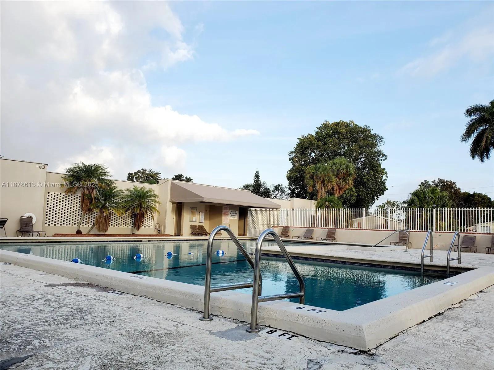 220 NE 12th Ave LOT 210
