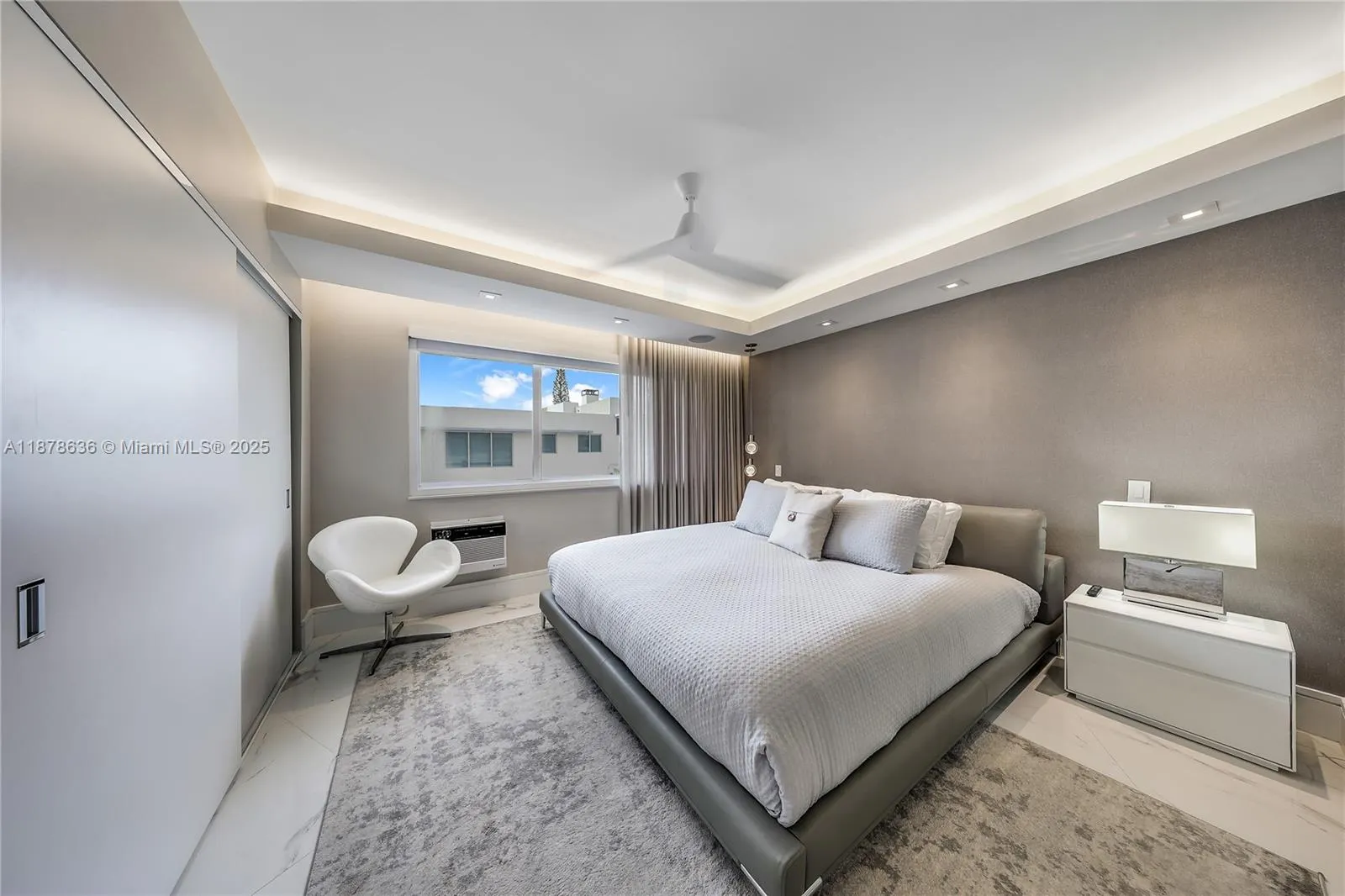 10190 Collins Ave, #203