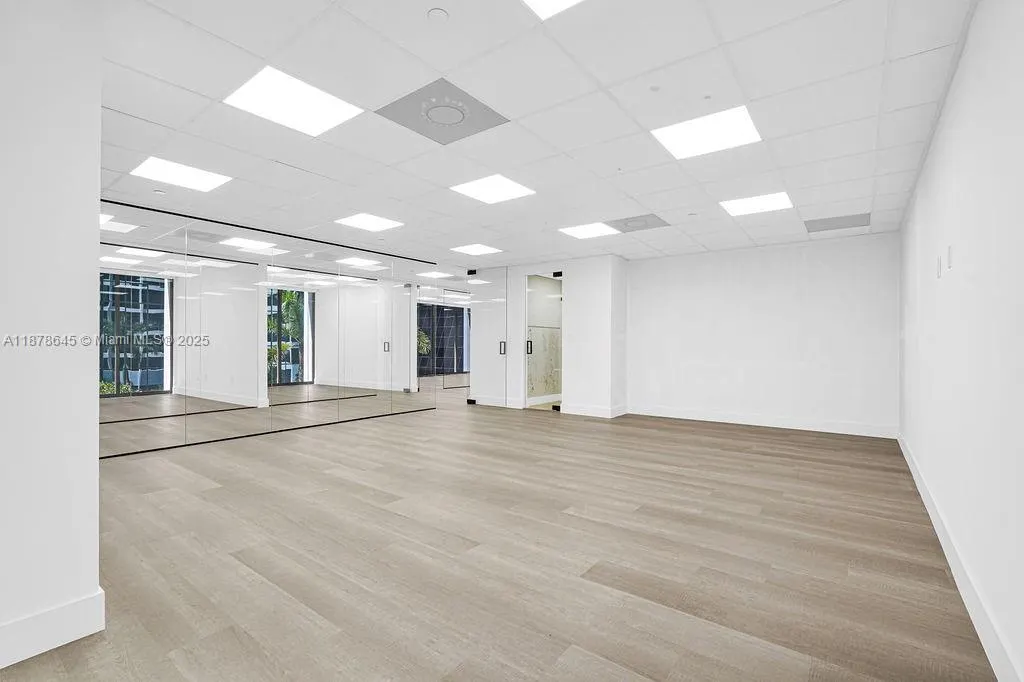 1110 Brickell Ave, #310A