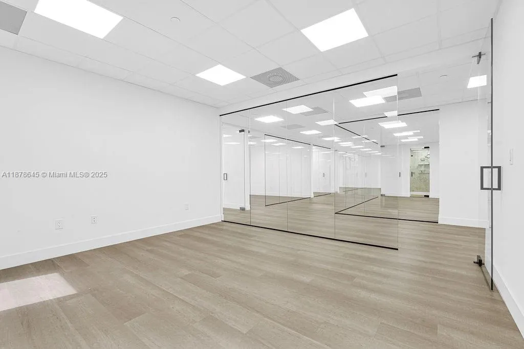 1110 Brickell Ave, #310A
