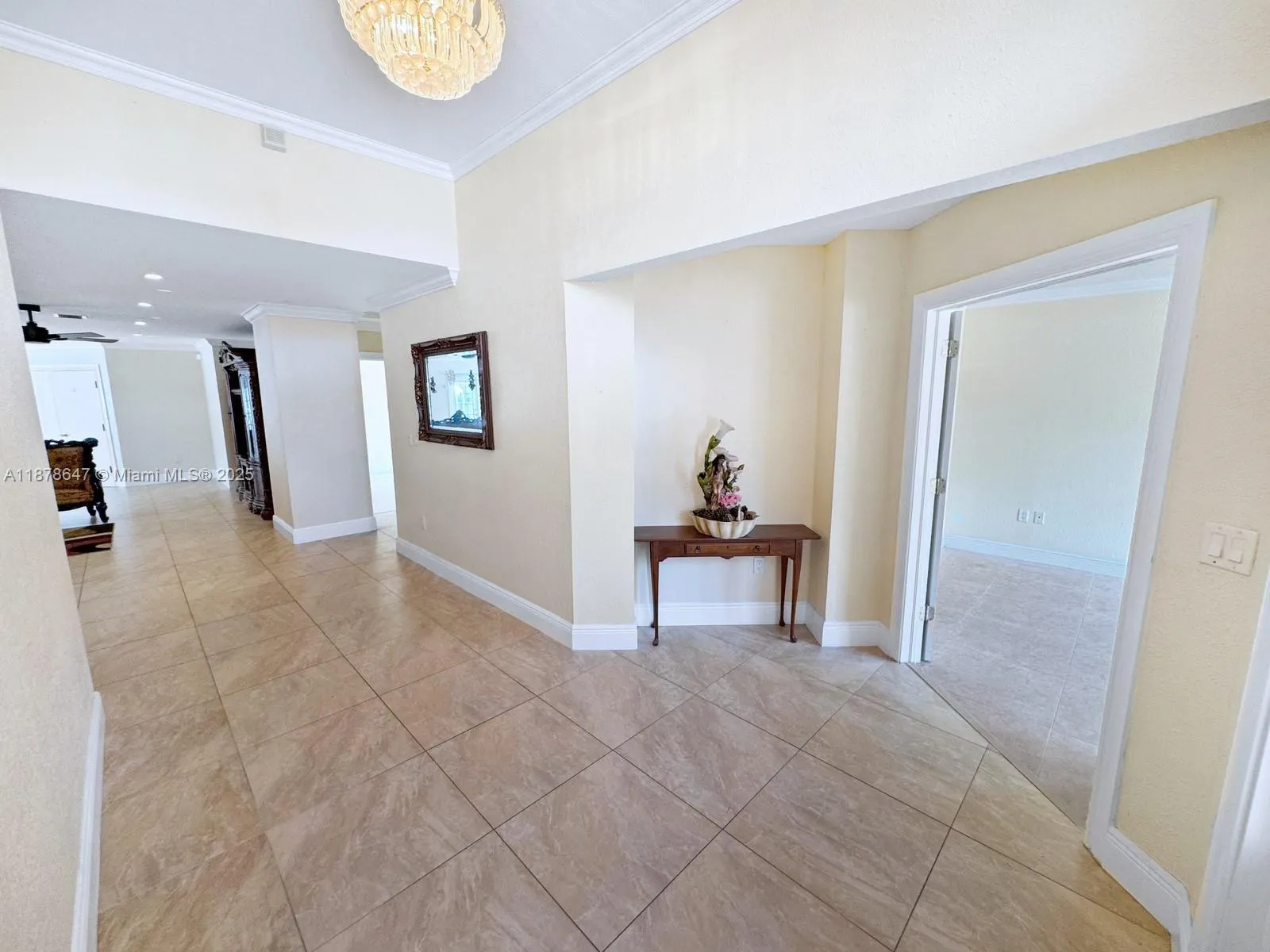 3165 SW 67th Ave