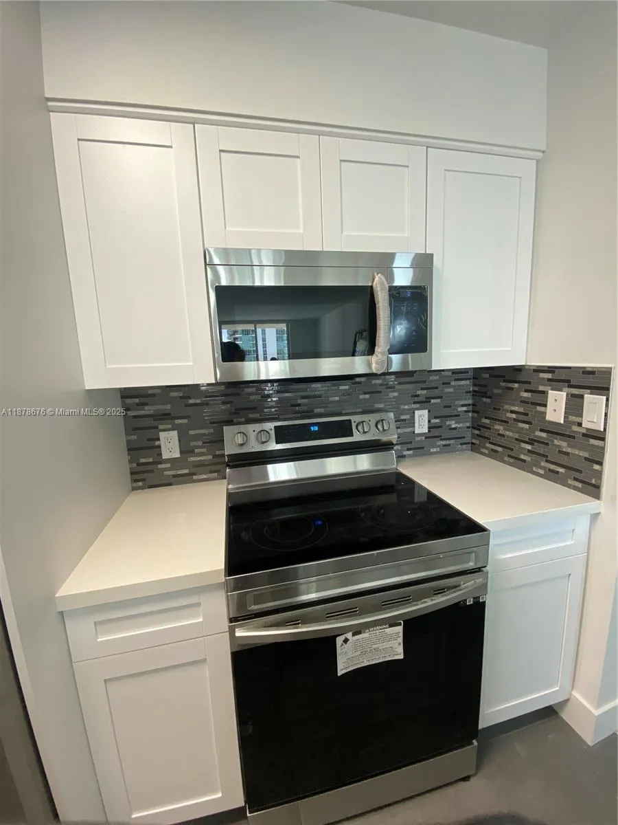 1155 Brickell Bay Dr, #2405