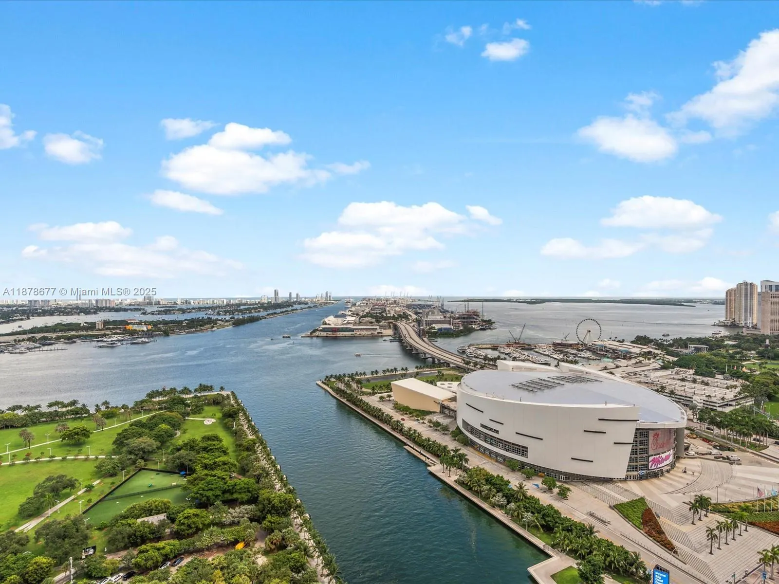 900 Biscayne Blvd, #3709