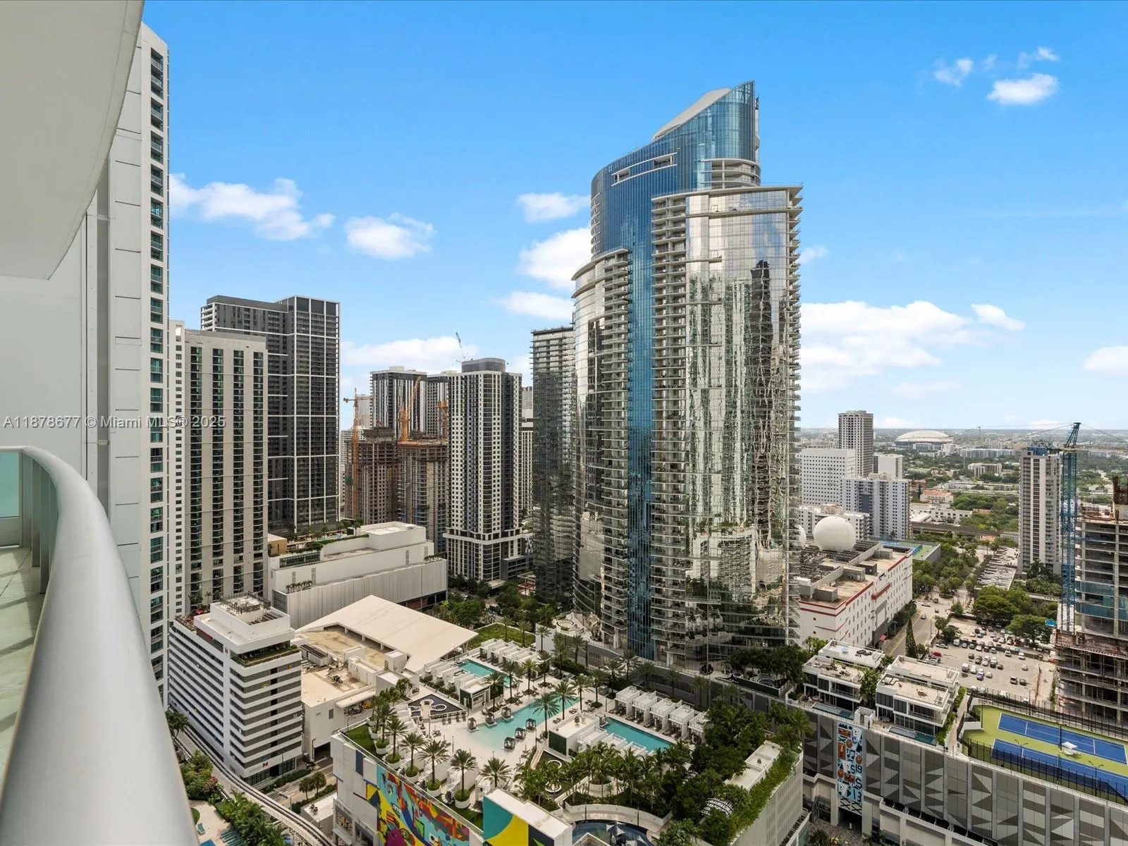 900 Biscayne Blvd, #3709