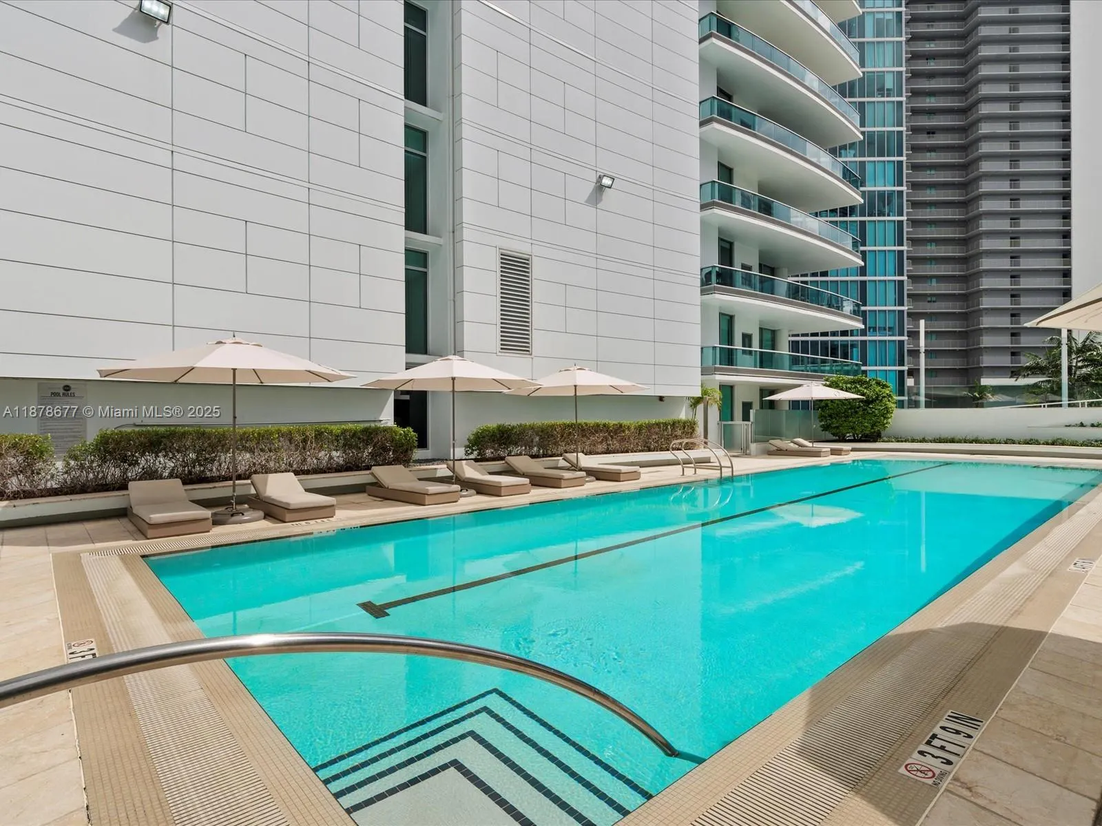 900 Biscayne Blvd, #3709
