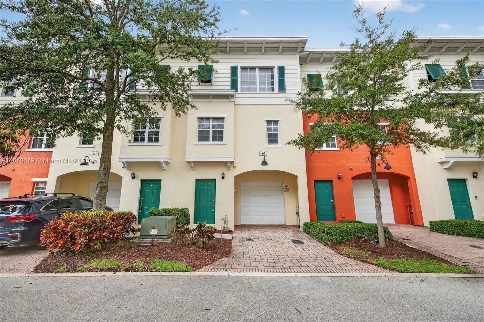 617 SW 1st Ave