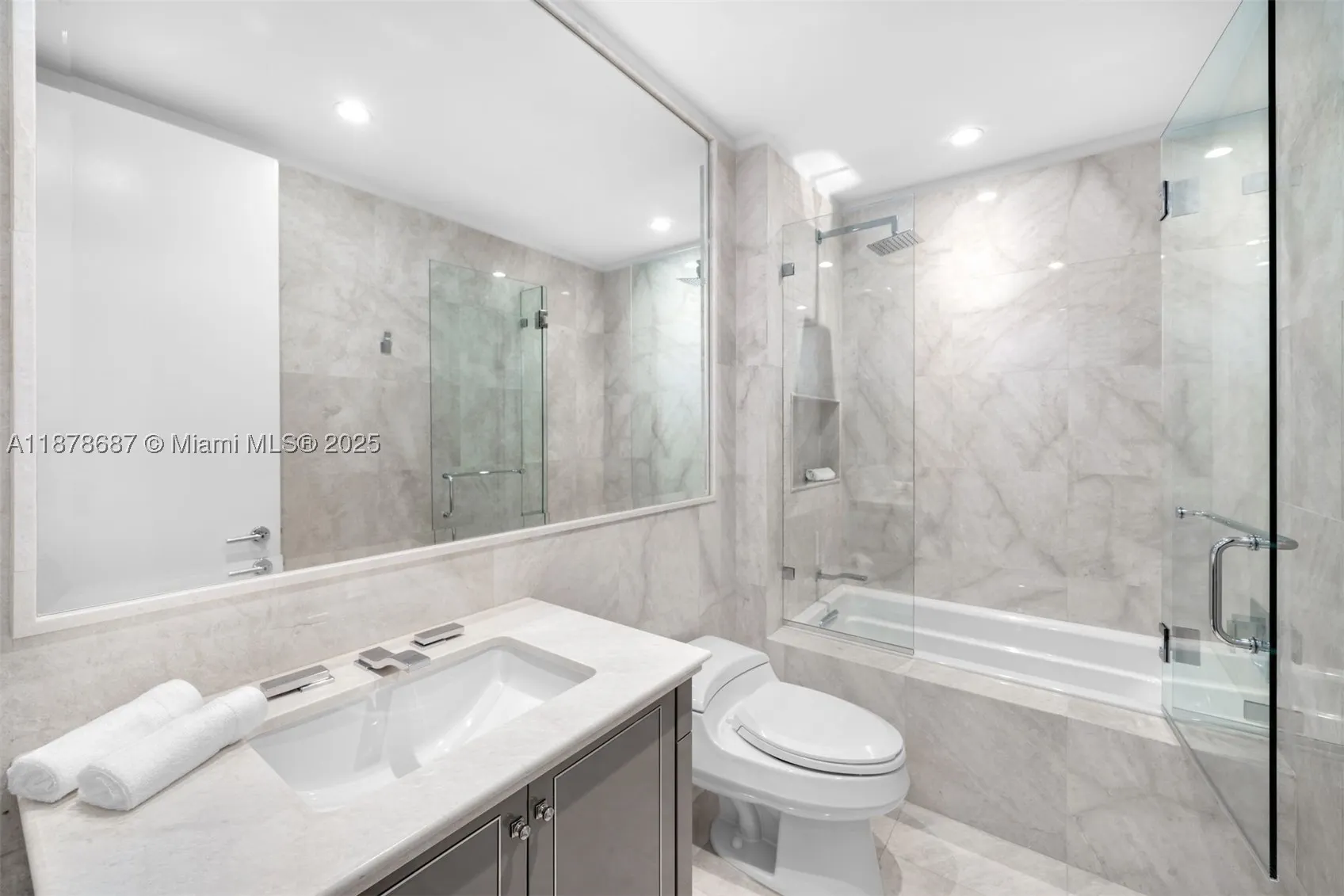9349 Collins Ave #406