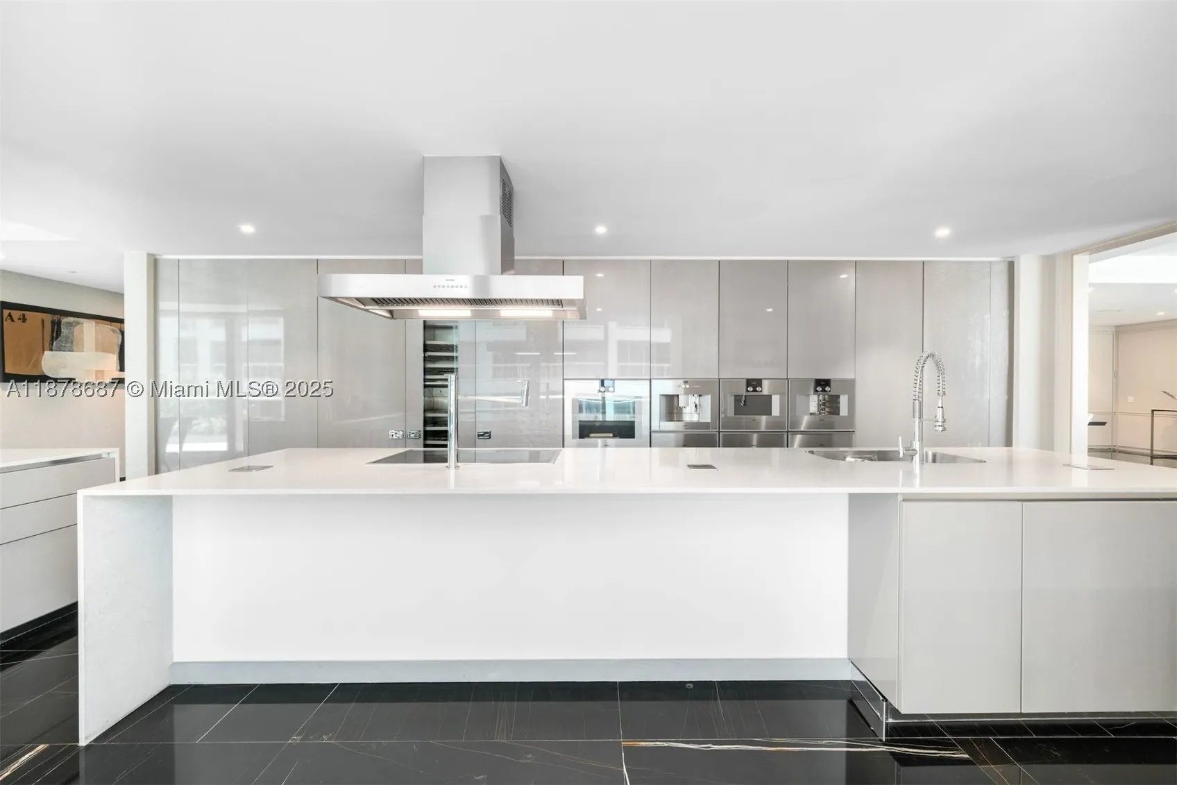 9349 Collins Ave #406