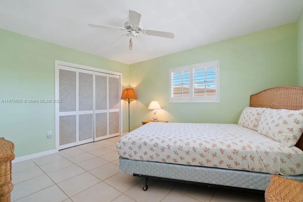 106 Lisbon Ct