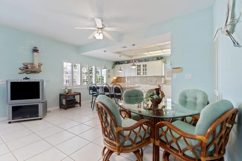 106 Lisbon Ct