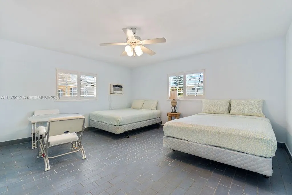 106 Lisbon Ct