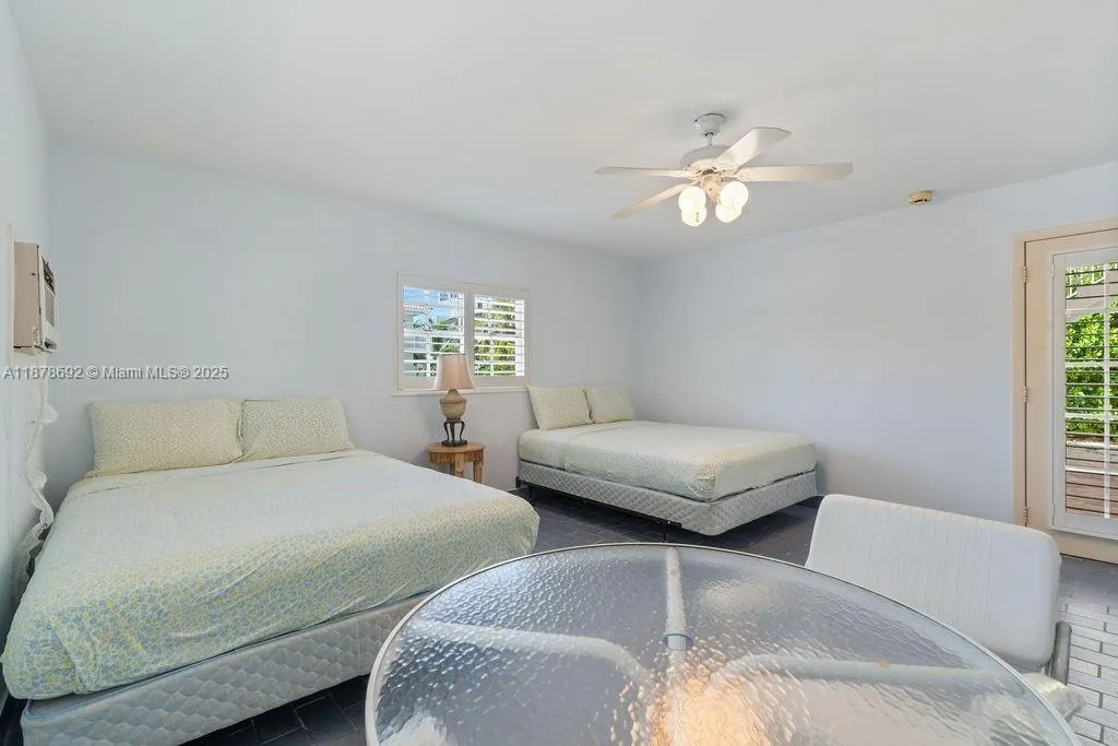 106 Lisbon Ct