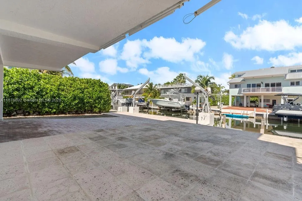 106 Lisbon Ct