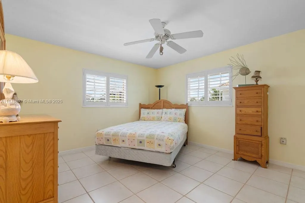 106 Lisbon Ct