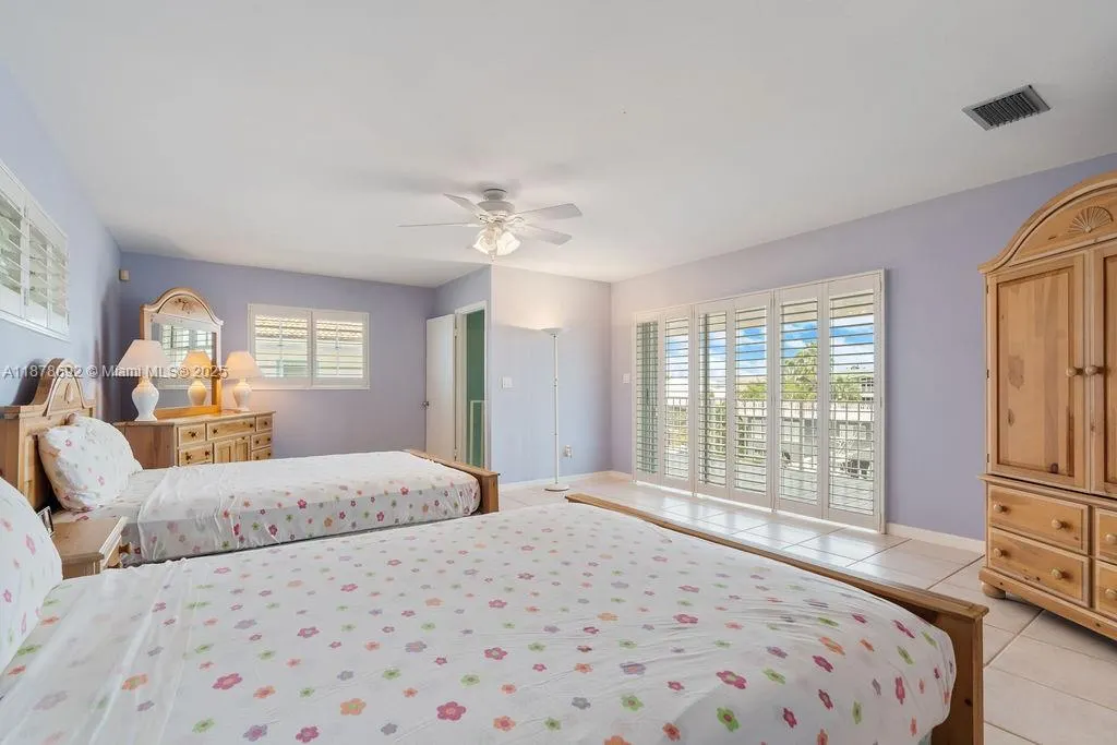 106 Lisbon Ct