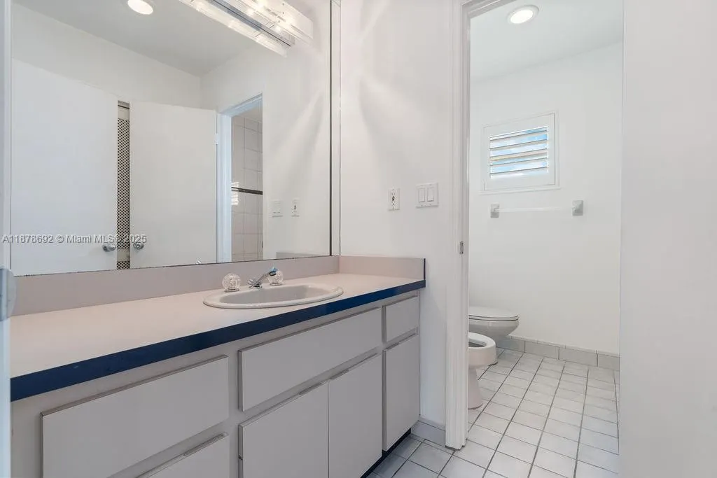 106 Lisbon Ct