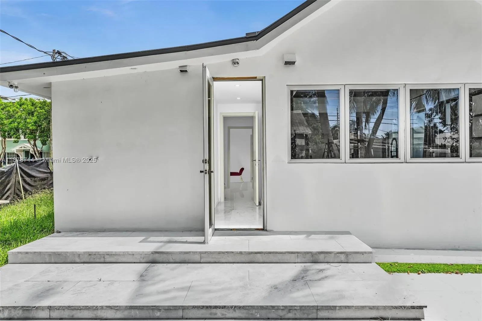 394 SE 5th Ave, #396
