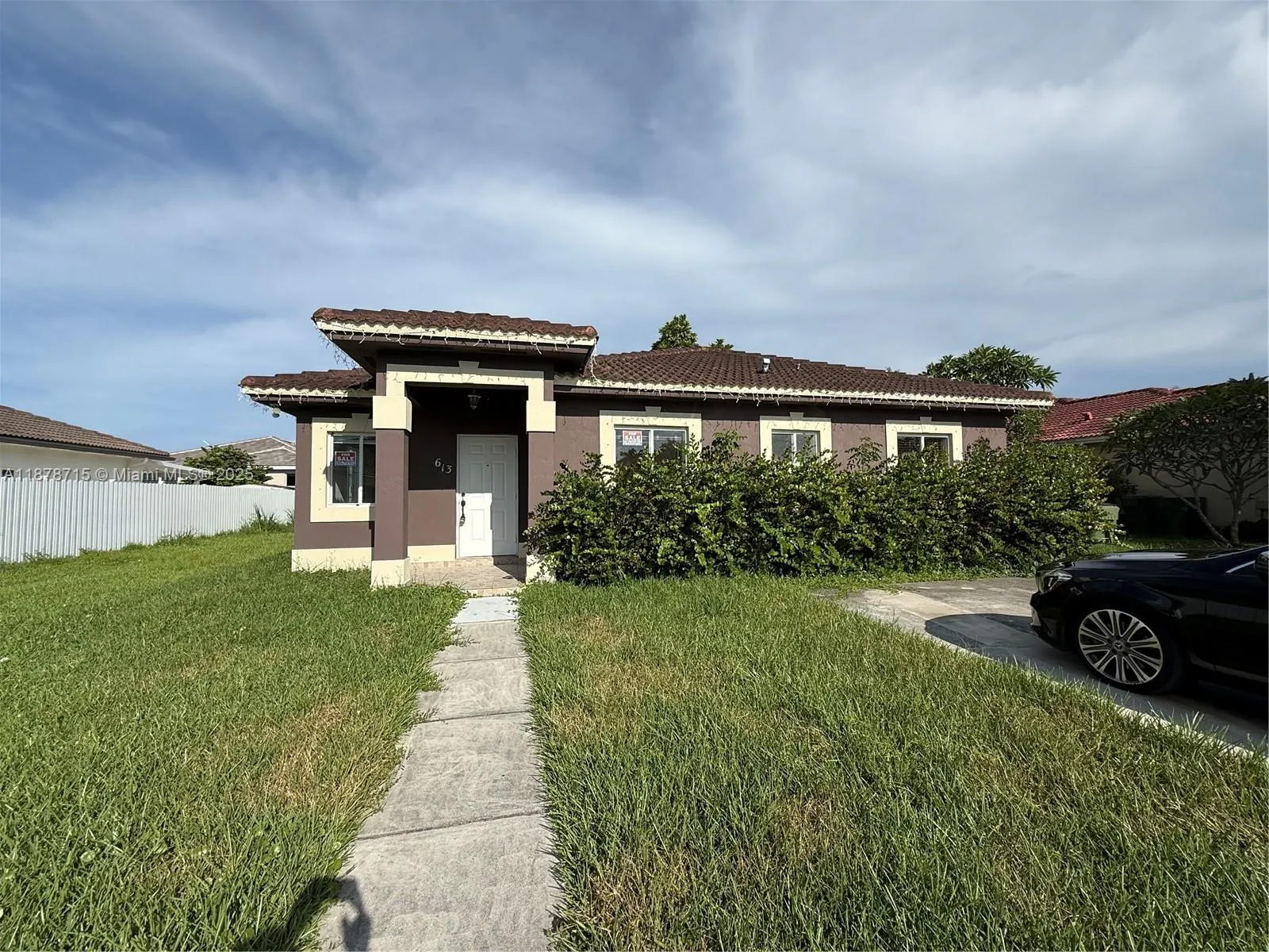 613 SE 14th Pl