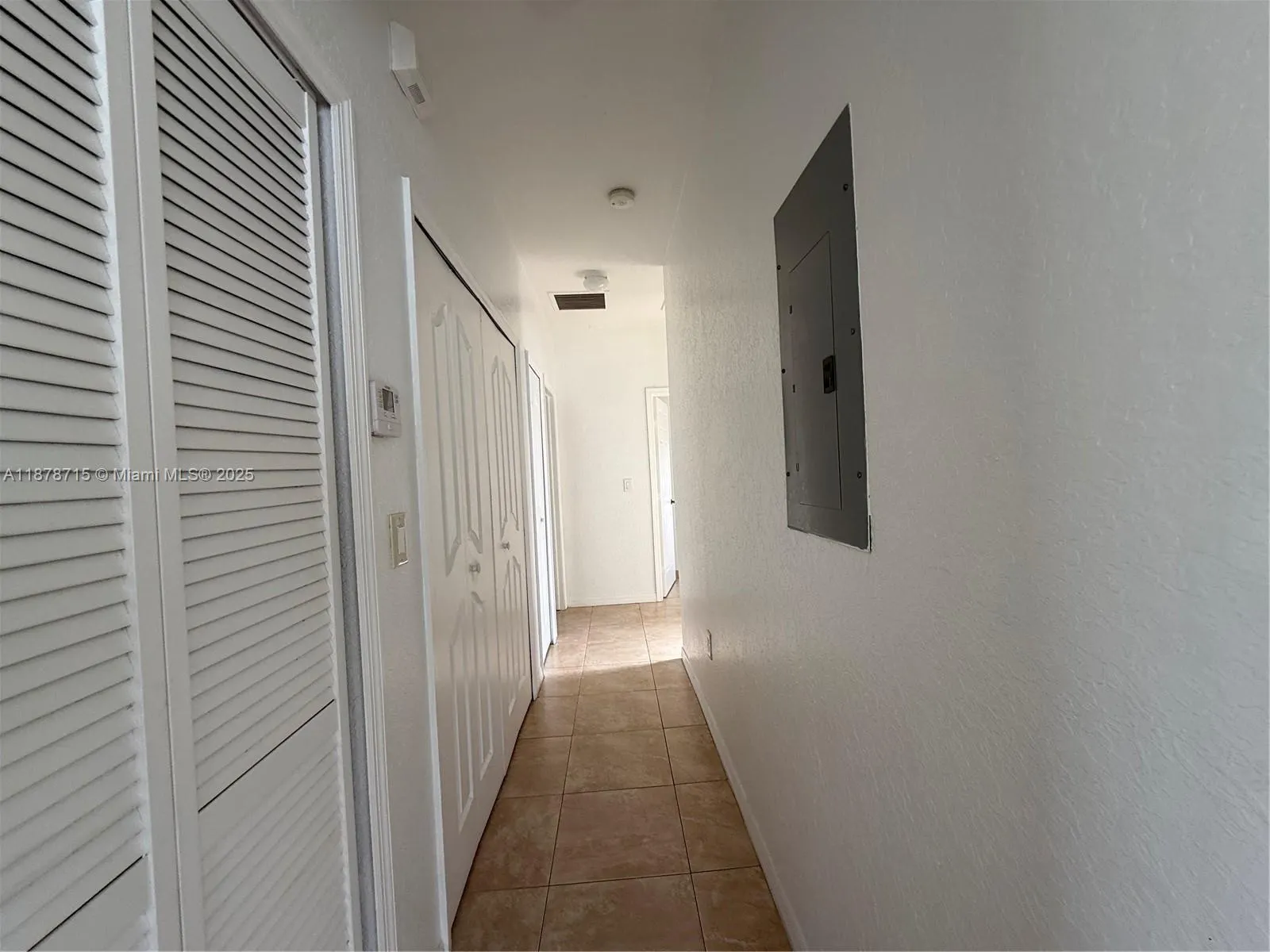 613 SE 14th Pl
