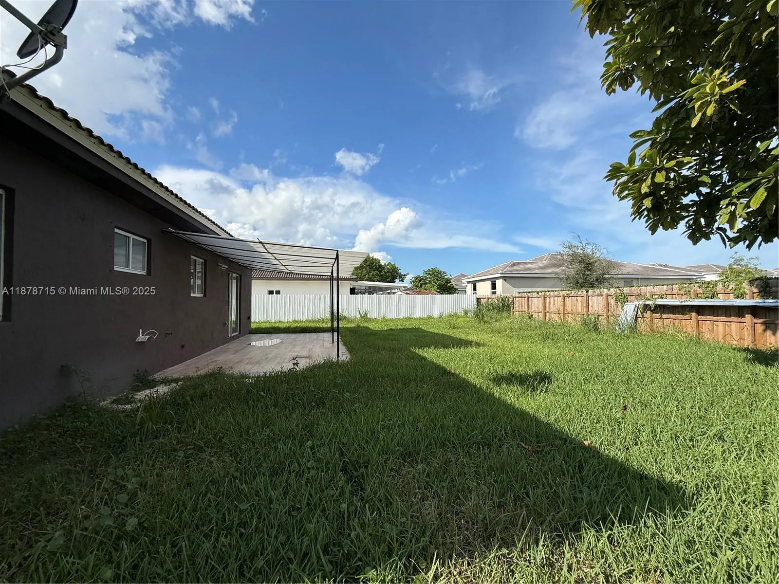 613 SE 14th Pl