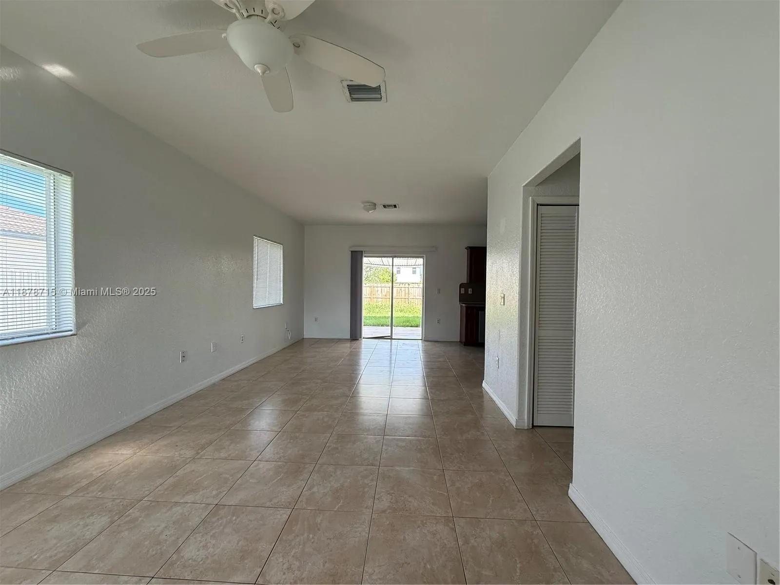 613 SE 14th Pl