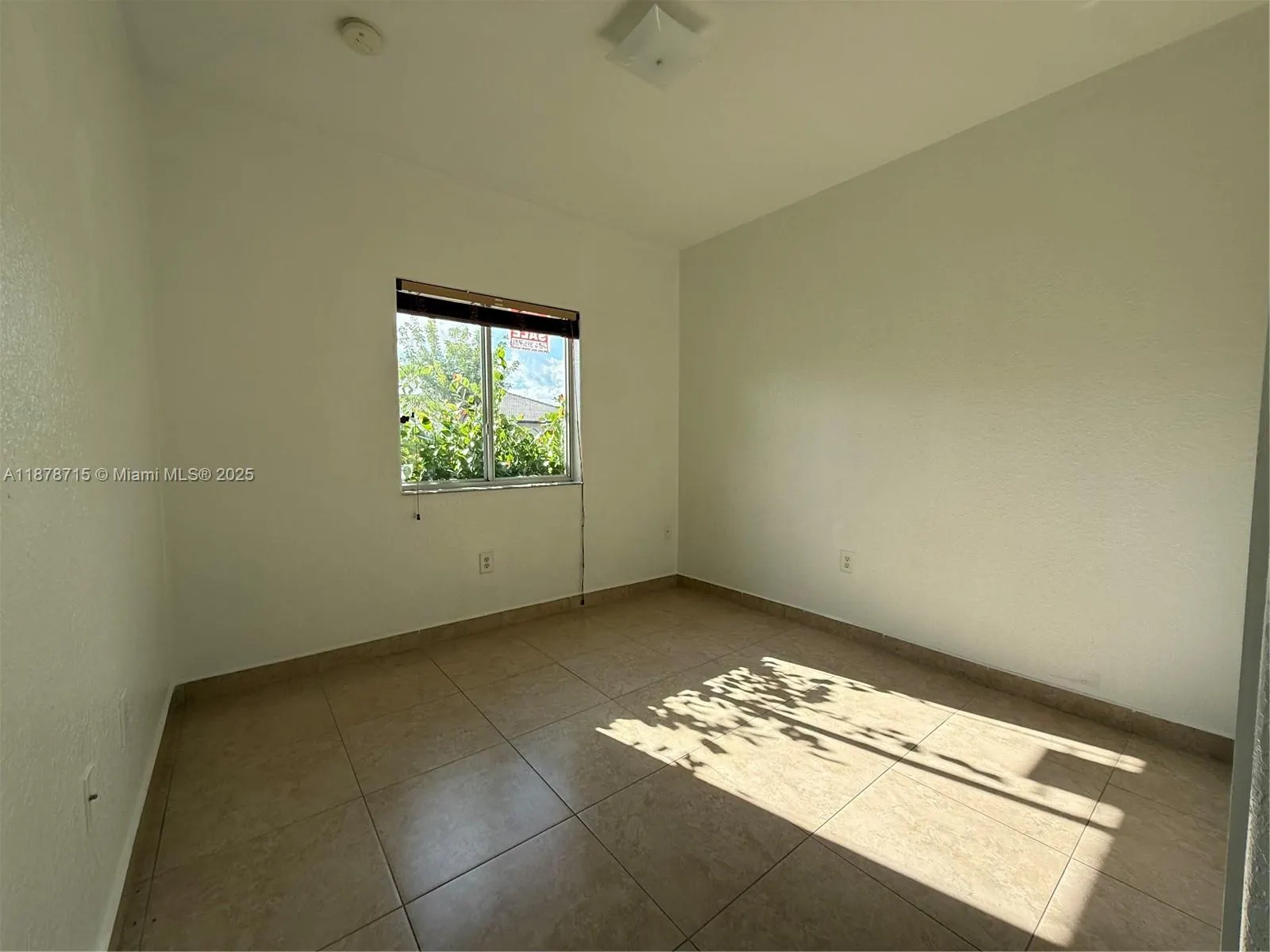 613 SE 14th Pl