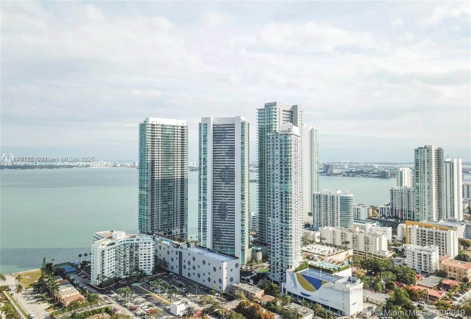 480 NE 31st St, #2806