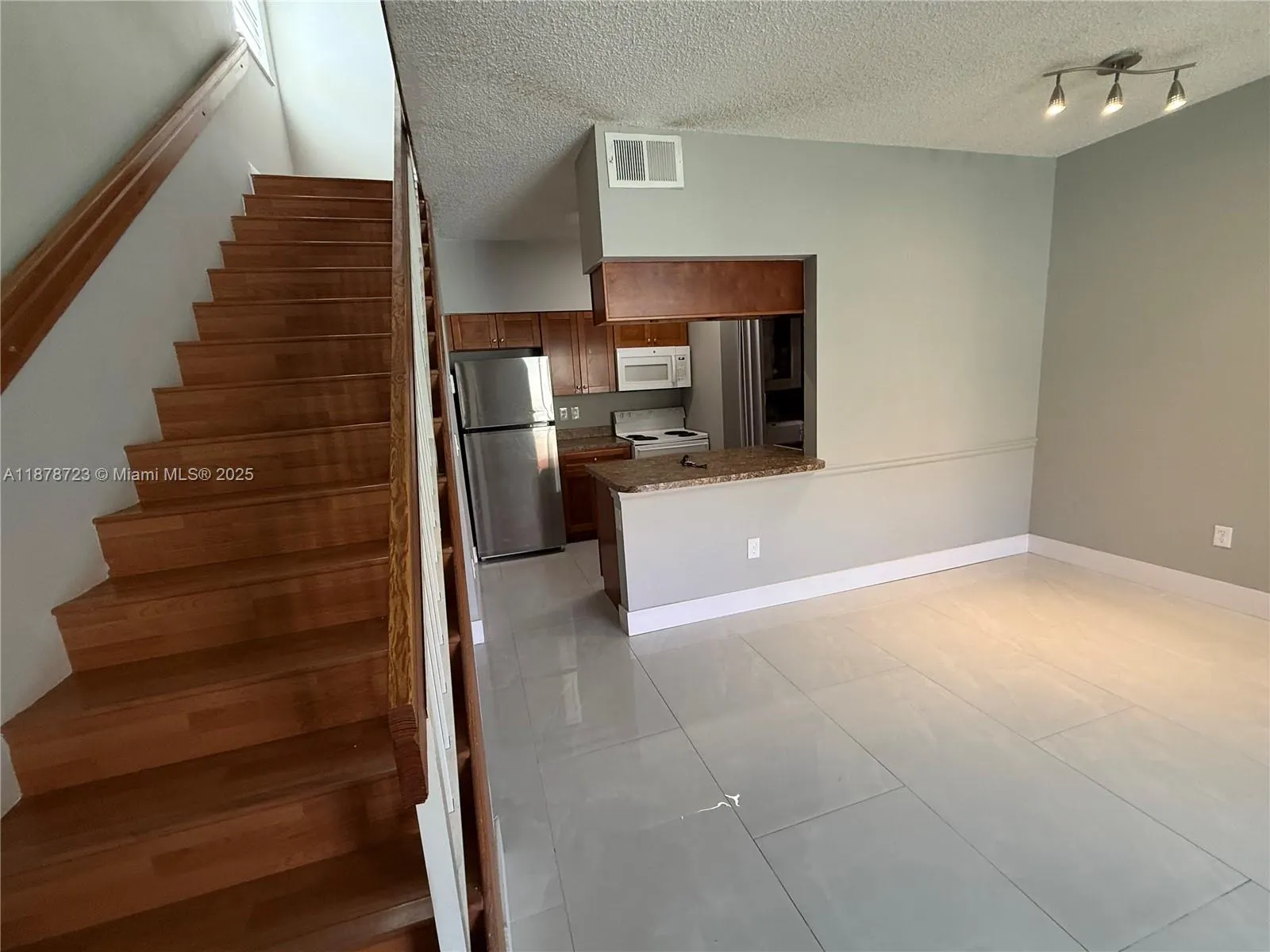 18332 NW 68th Ave, #A