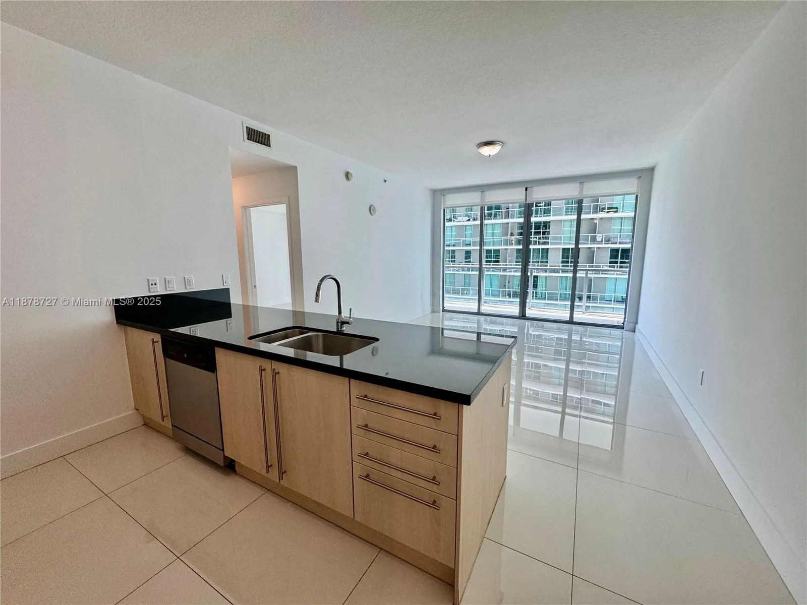1111 SW 1st Ave, #3015-N