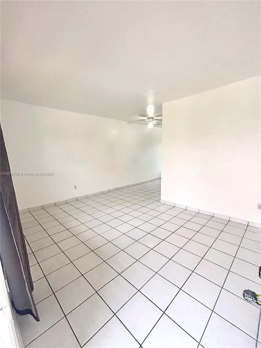 15 Alhambra Cir, #31
