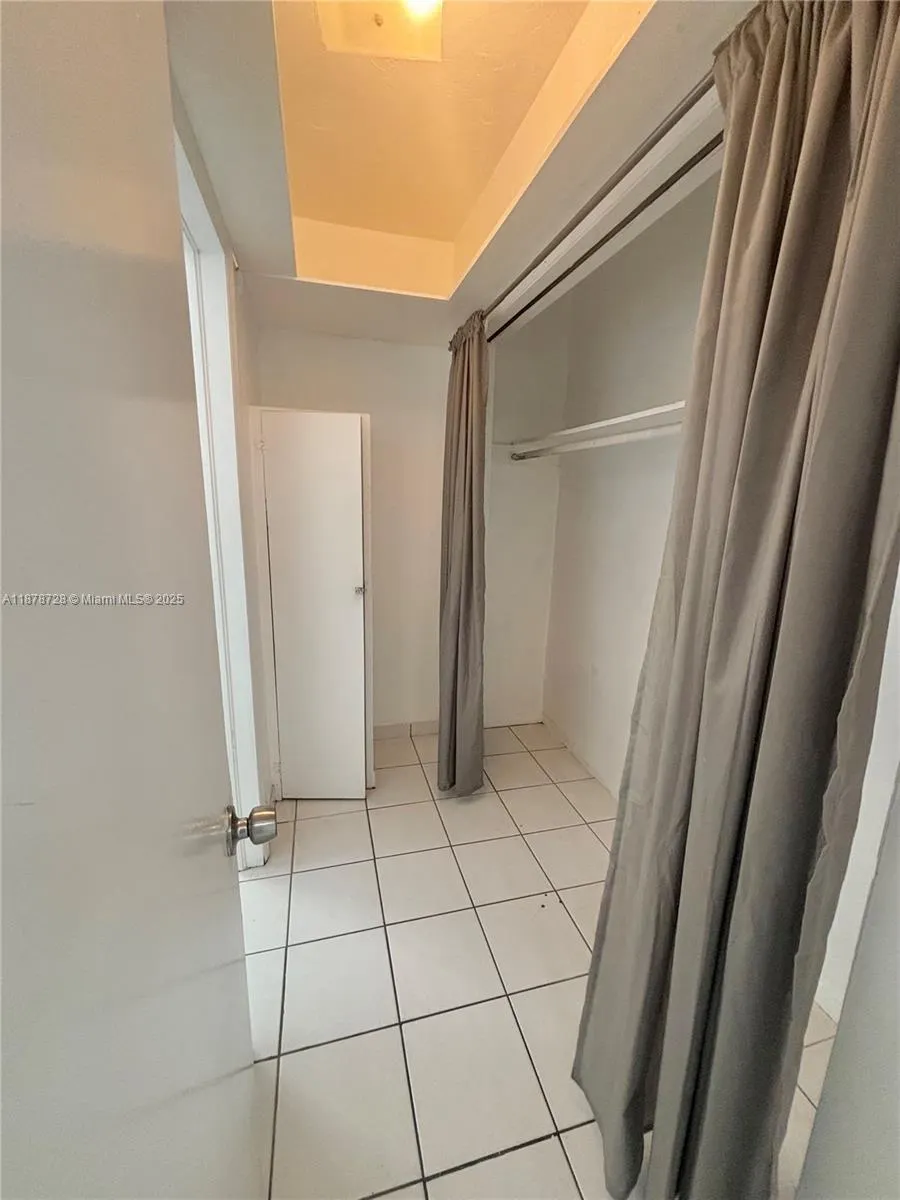 15 Alhambra Cir, #31