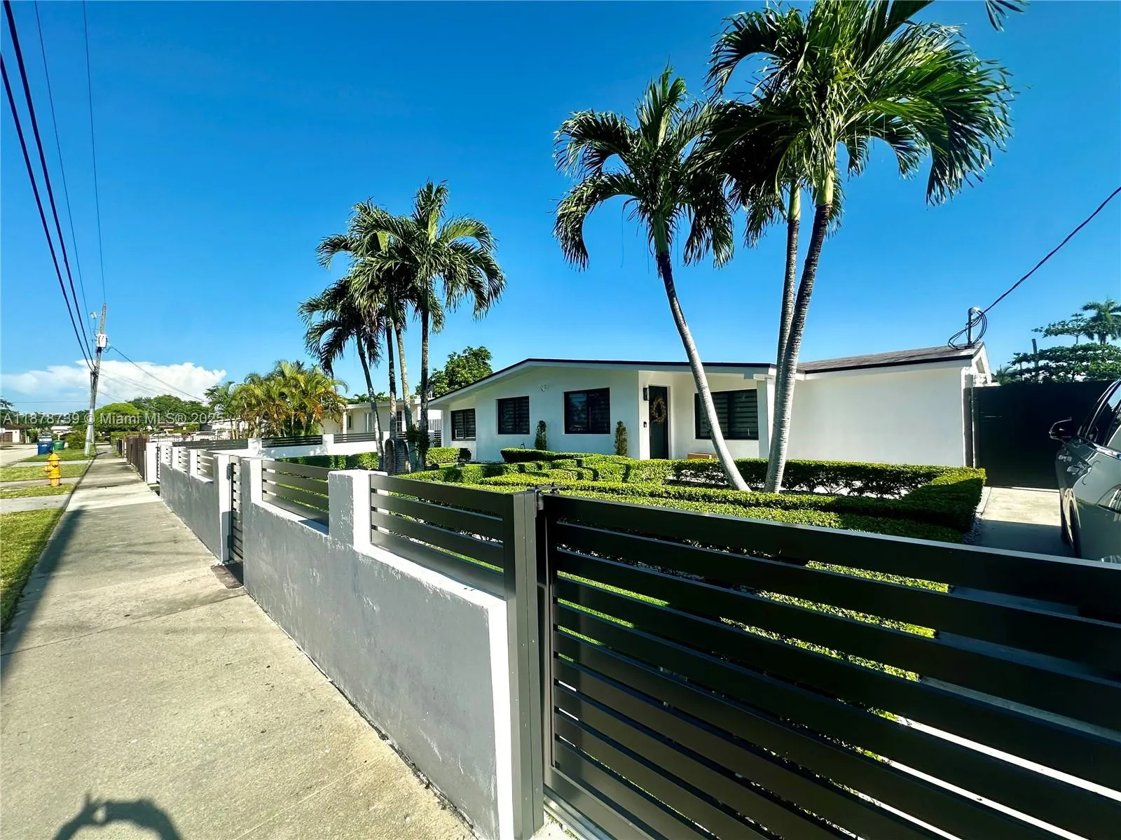 11401 SW 53rd Ter, #11401